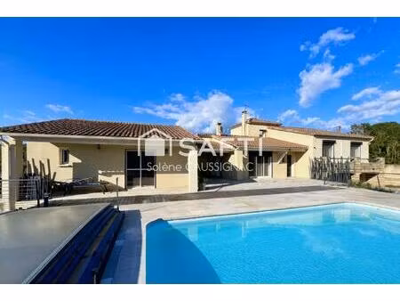 maison rénovée de 188 m²  5 chambres  piscine  3 grands garages