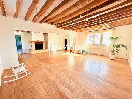 maison coup de coeur en plein village et studio indépendant !!