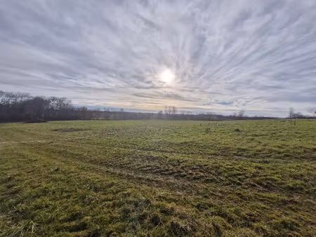 terrain chevigny-en-valiere