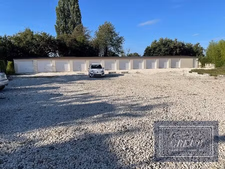 à louer garage à bussières