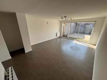 appartement 2 pièces 45 m² à louer cenon 33150 ? | era immobilier