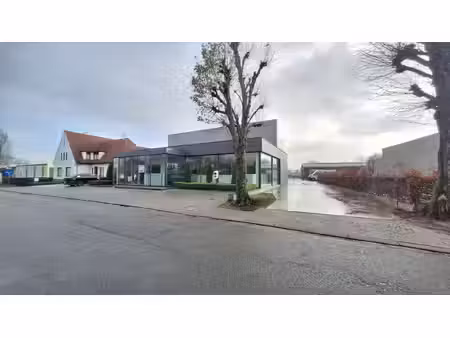 commercieel te huur in oostnieuwkerke
