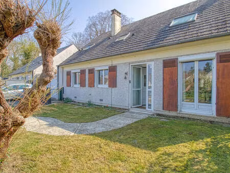 magnifique pavillon rénové avec goût – en impasse  au calme absolu