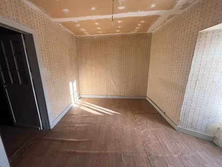 vente maison 5 pièces 74 m² à la châtre (36400)  22 000 €