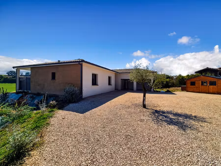 villa t4 de 105m2 avec garage et jardin - gimont proche