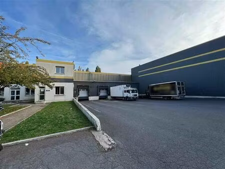 location local d'activités le blanc mesnil 6 059 m²
