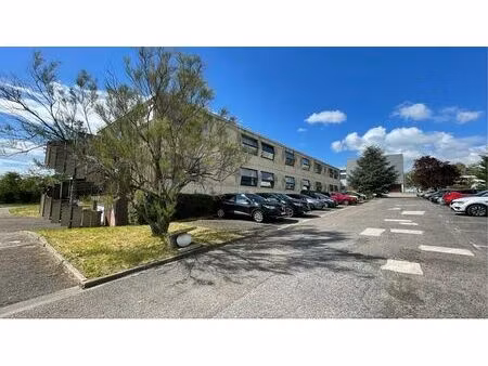 vente bureau metz 2 500 m²