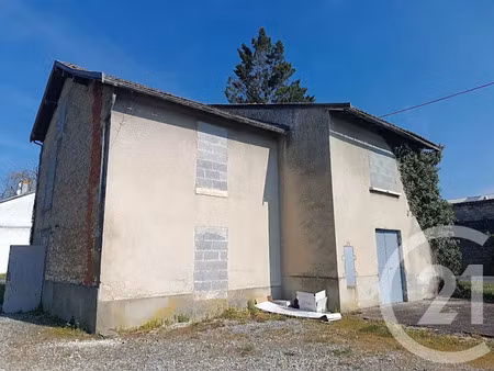 vente maison 6 pièces 150 m² à perigueux (24000)  65 000 €