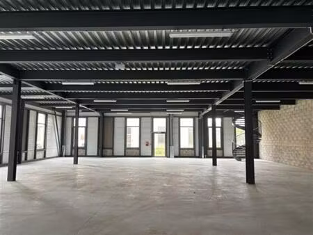 vente local d'activités tremblay en france 1 218 m²