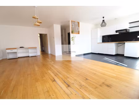 appartement type 2 - 60 m² - centre-ville