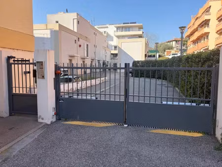 vente garage la trinité (06340)