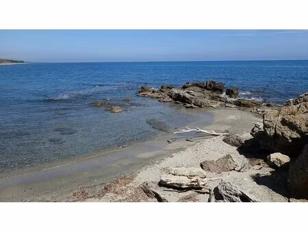 très bel appartement type 2 bord de plage