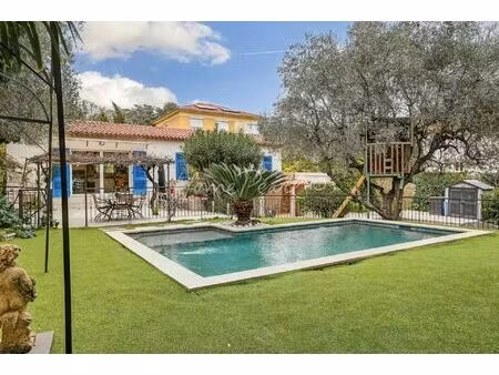 vente maison 5 pièces 131 m² nice (06200)