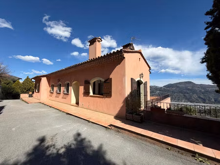 location maison 4 pièces 106 m² à carros (06510)