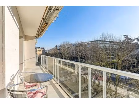 vente appartement de luxe neuilly-sur-seine 4 pièces 109.8 m²