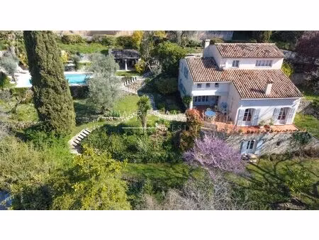 charmante villa avec piscine - montauroux