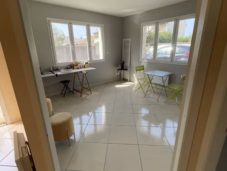 location local professionnel 34m² valence 26000