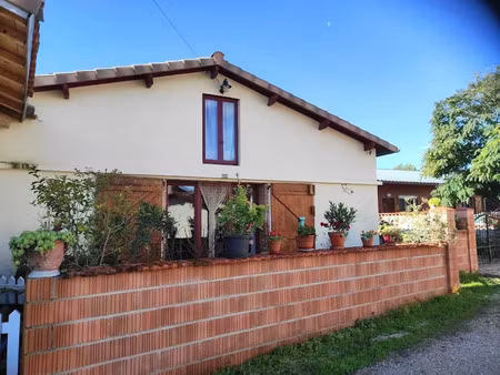 vente maison 4 pièces 130 m² à lisle-sur-tarn (81310)  197 000 €