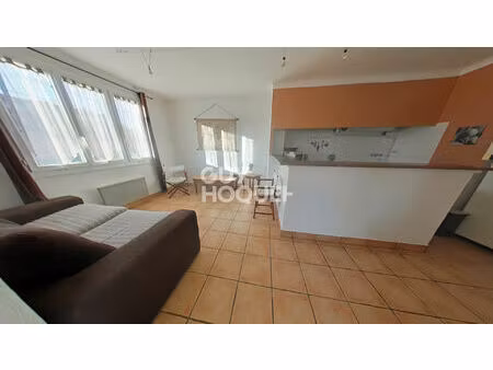 exclusivité narbonne plage : charmant appartement 3 pièces au dernier étage