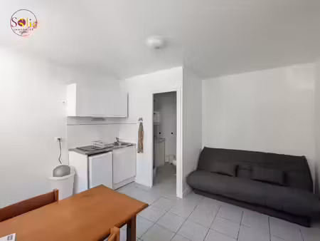 location appartement 1 pièce 16 m² à cognac (16100)