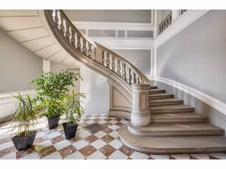 vente appartement 7 pièces 172 m² saint-julien (69640)