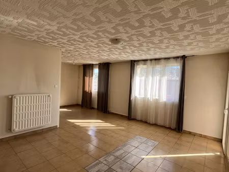 vente appartement 5 pièces 86 m² saint-paul-trois-châteaux (26130)