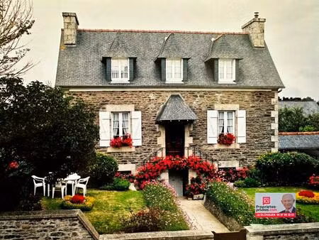 maison à 900 m des commodités