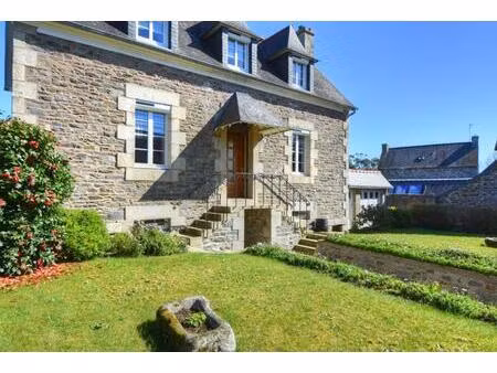 maison à 900 m des commodités