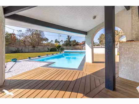 vente maison 6 pièces 147 m² lit-et-mixe (40170)