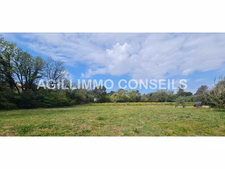 terrain viabilisé de 1055 m2