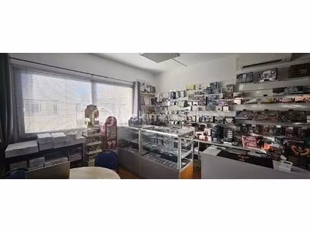 bureau de 46 30 m² à antibes