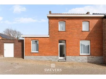 rustige charmante woning met werkplaats en garage in riemst