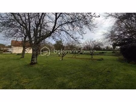 terrain de 977 m² à thorigne