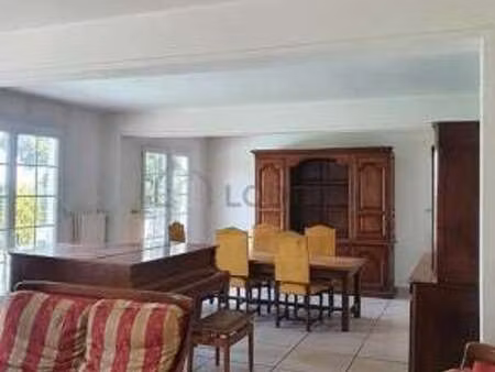 appartement 5 chambres meublé avec terrasse et jardin