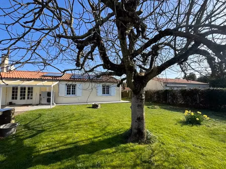 vente maison 4 pièces 123 m² à champagne (17620)  249 100 €