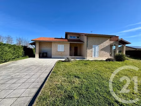 vente maison 4 pièces 130 m² à varilhes (09120)  249 000 €