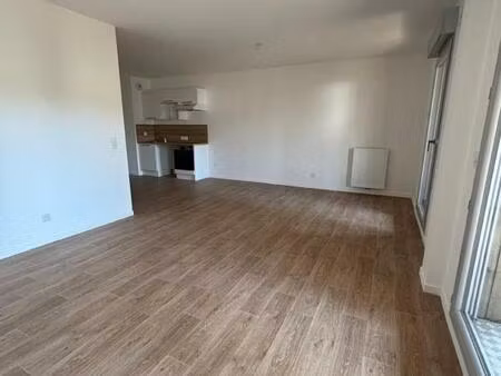 appartement t4 la chapelle sur erdre - 87.27 m2 1 161 euros