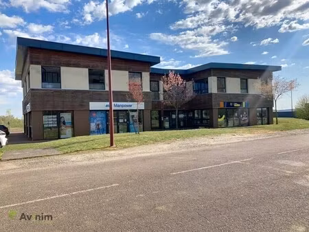 location bureaux 66 m²