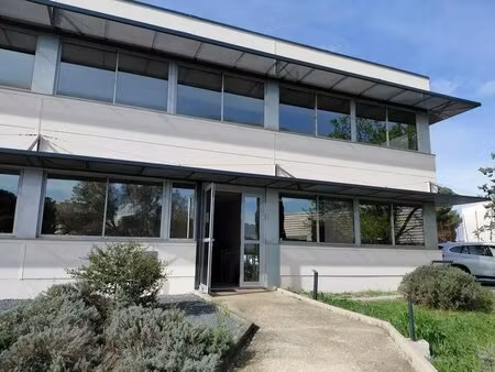 location bureaux 60 m² à 265 m²