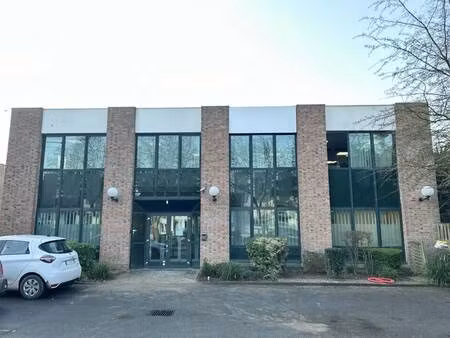 location bureaux 90 m² à 220 m²