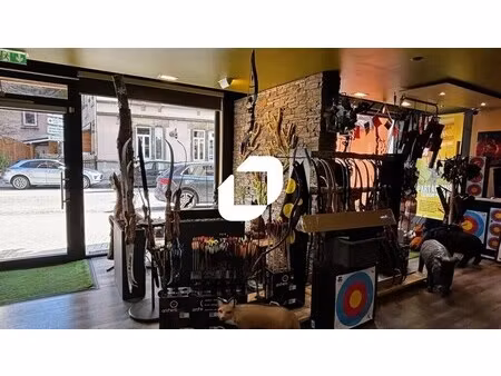 vente commerce 117 m²