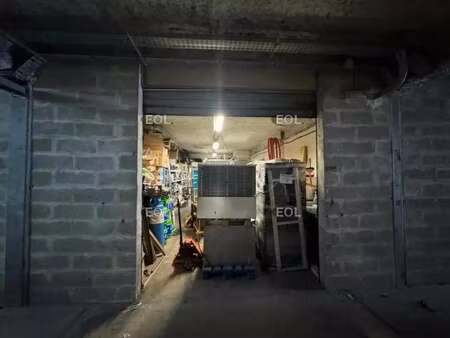 location local d'activités 120 m²