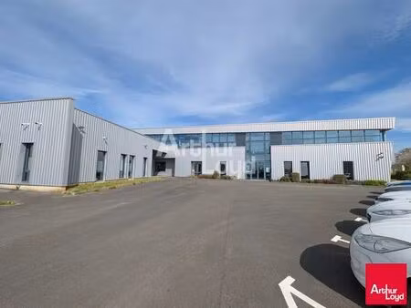 vente local d’activités la meziere 35520 2150m²