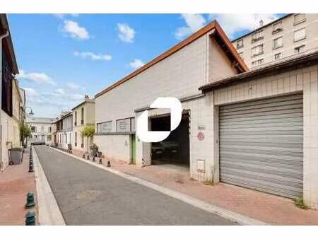 vente local d'activités 532 m²