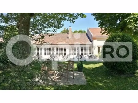 vente local d'activités 707 m²