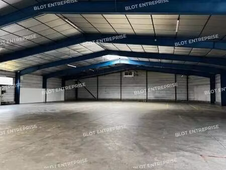 vente local d’activités tregueux 22950 2040m²