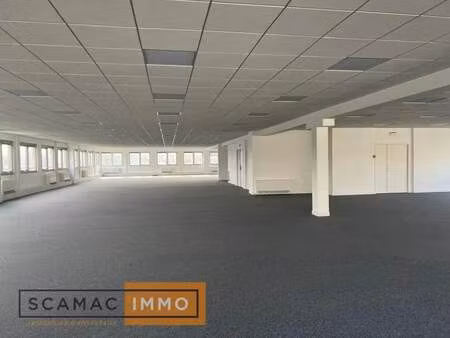 vente bureaux 1 500 m²