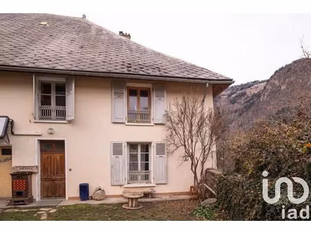 vente maison 9 pièces 137 m² à la garde (38520)  330 000 €