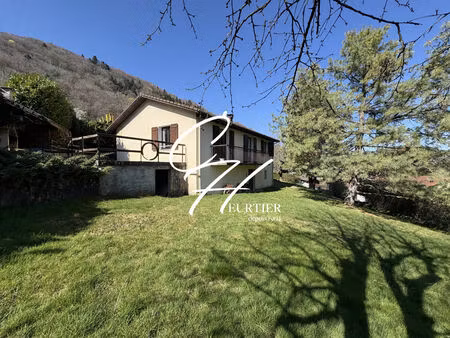 vente maison 4 pièces 93m2 voiron 38500 - 239000 € - surface privée