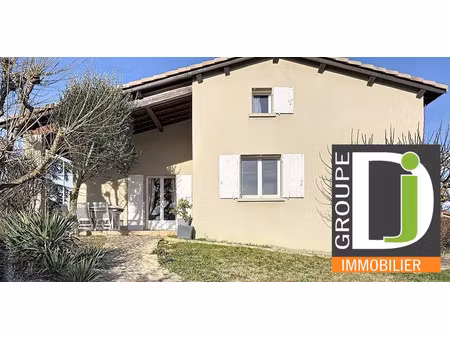 vente maison 5 pièces 146m2 beaumont-lès-valence 26760 - 399000 € - surface privée